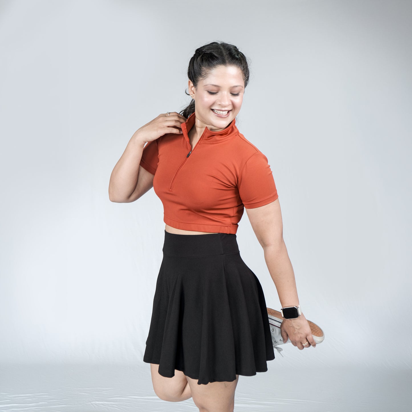 Brownie Collar Chain Crop top