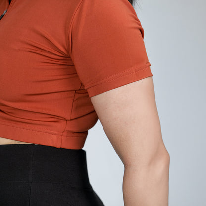 Brownie Collar Chain Crop top